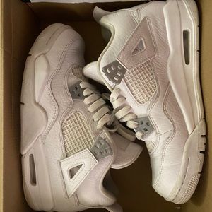 Pure Money Jordan Retro 4